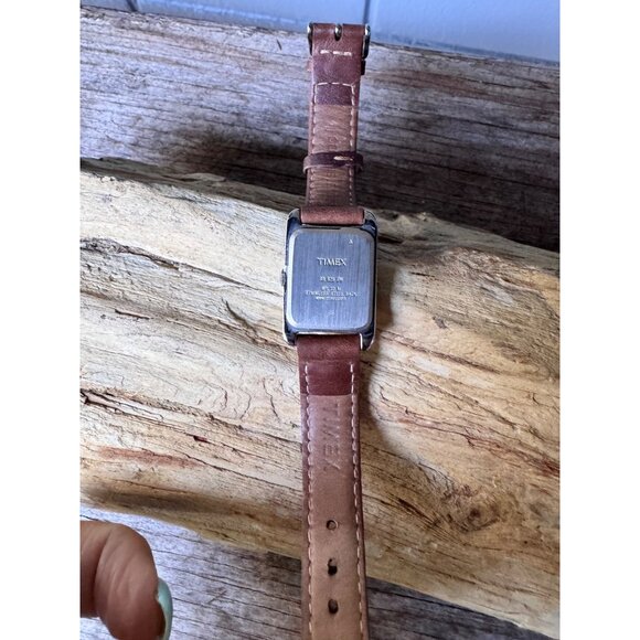 Timex rectangular tank style watch white dial brown leather strap WR 30M - Picture 4 of 7